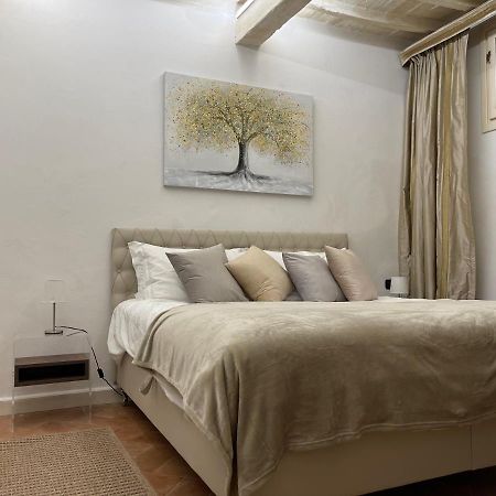 Unique And Antique Apartment Florencja Zewnętrze zdjęcie