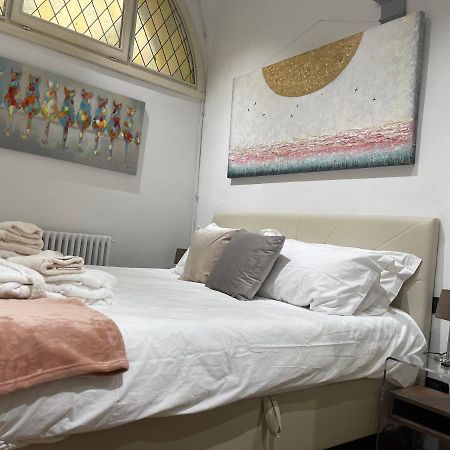 Unique And Antique Apartment Florencja Zewnętrze zdjęcie