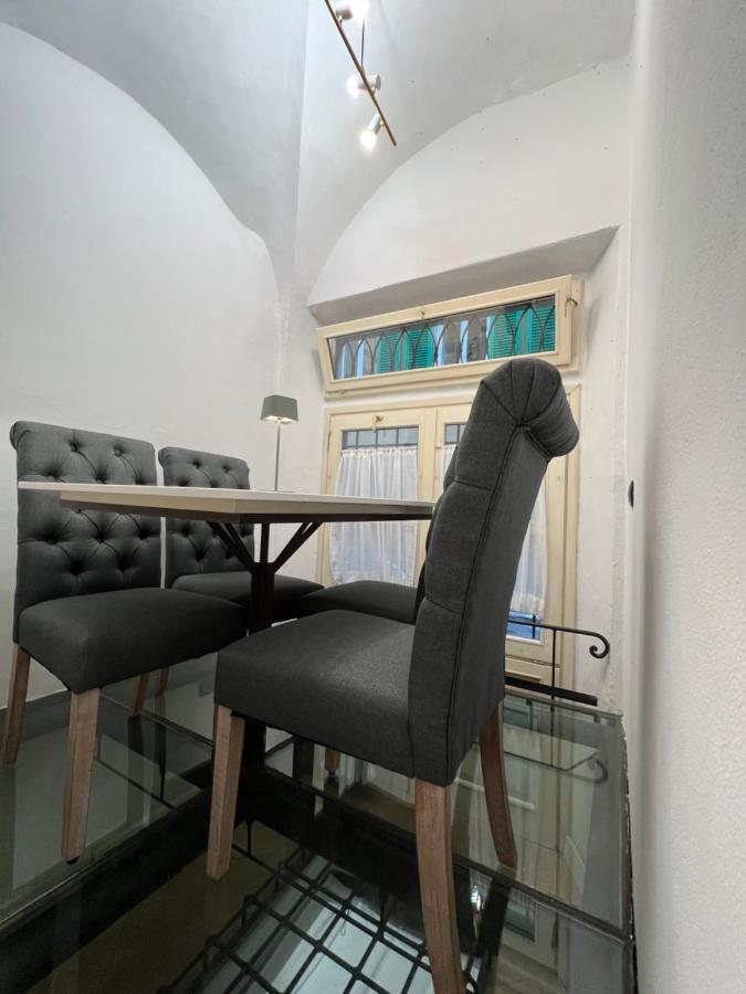 Unique And Antique Apartment Florencja Zewnętrze zdjęcie